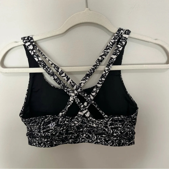 Lululemon Energy Sports Bra Luxtreme Ice Breaker White Black Size 6 - Picture 3 of 5